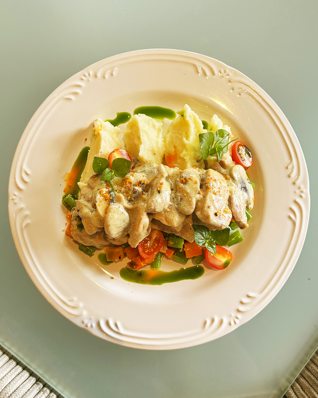 Fresh chicken salad at Hura Restaurant